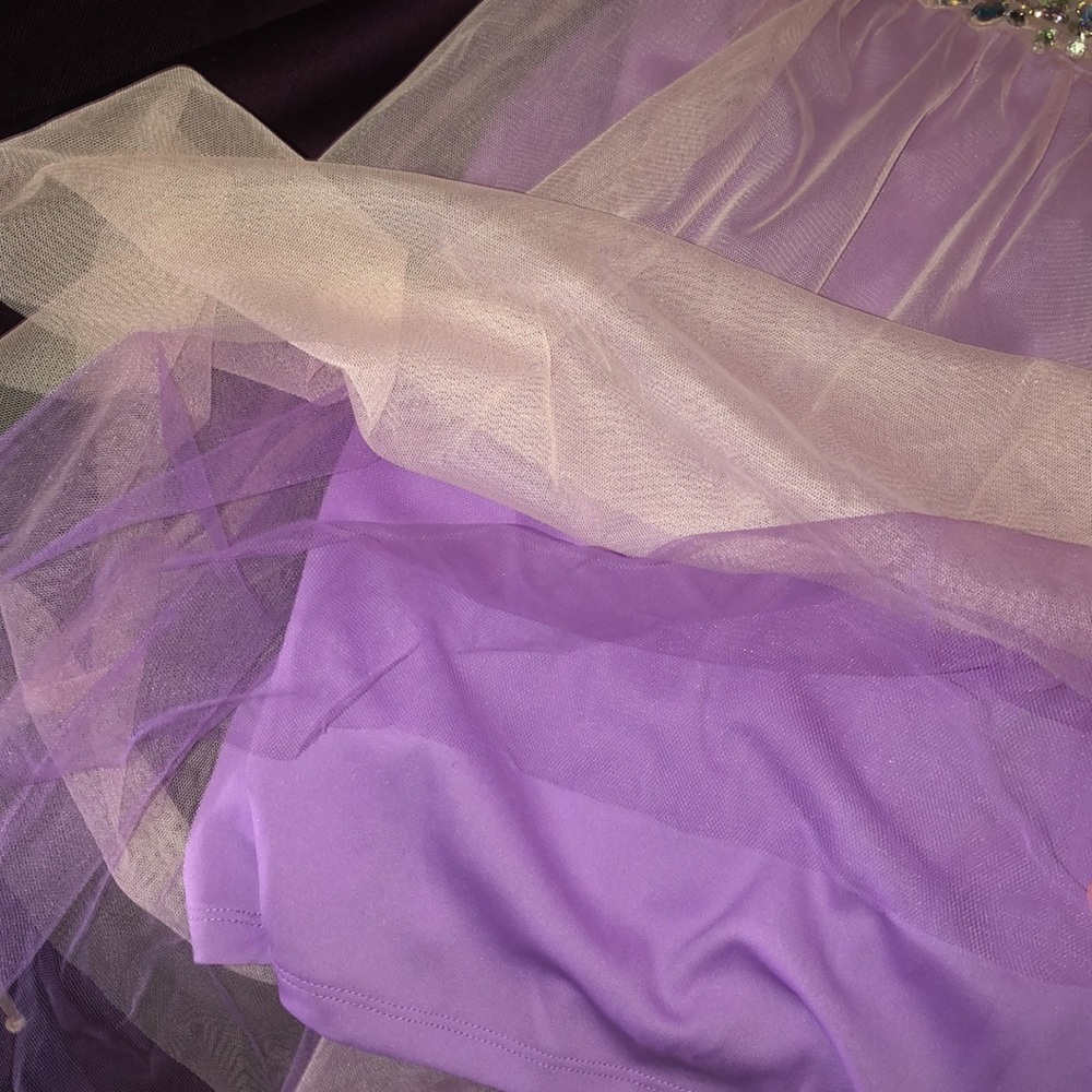 Dress - Picture 3 of 6